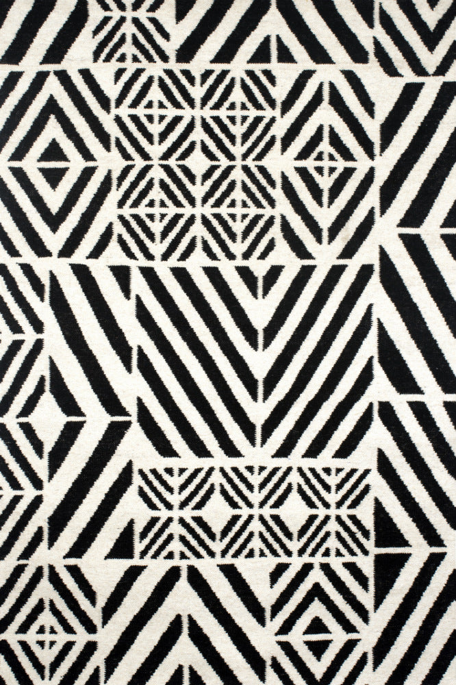 BLACK AND WHITE PATCHWORK HAND WOVEN KILIM DHURRIE