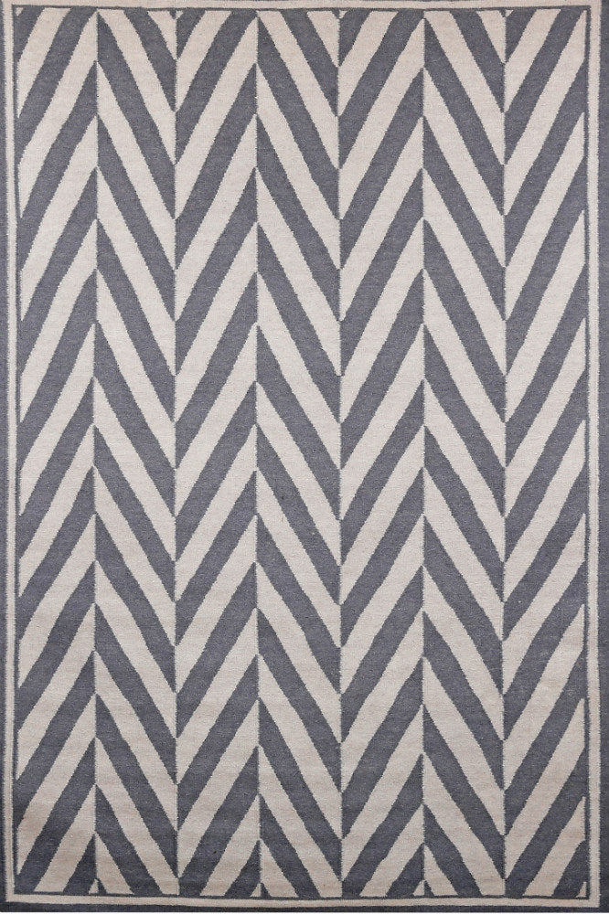 GREY AND IVORY CHEVRON HAND WOVEN DHURRIE