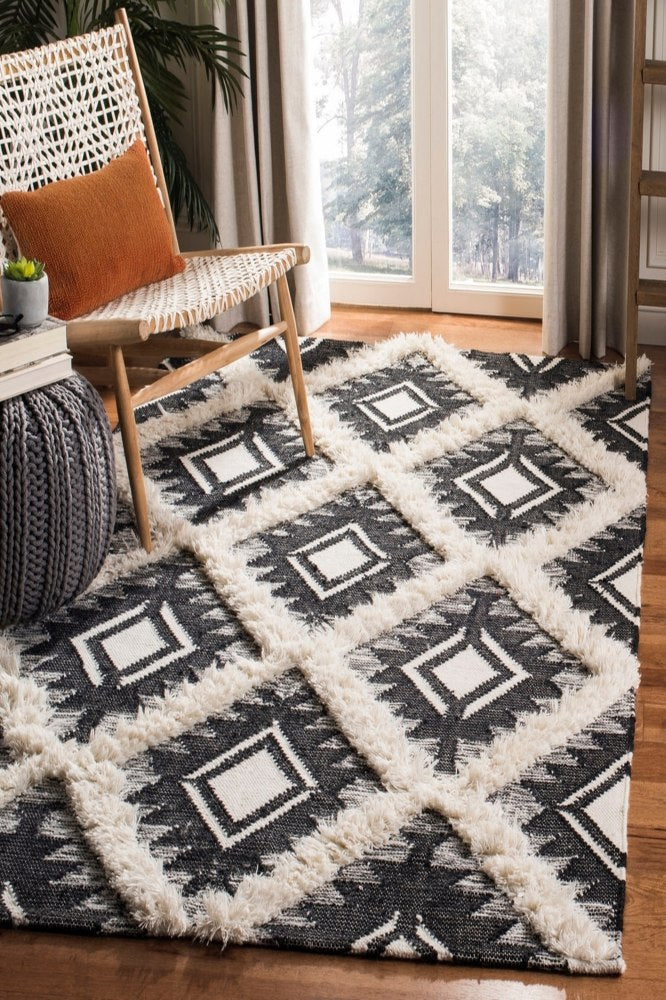 IVORY AND BLACK KILIM HAND WOVEN DHURRIE