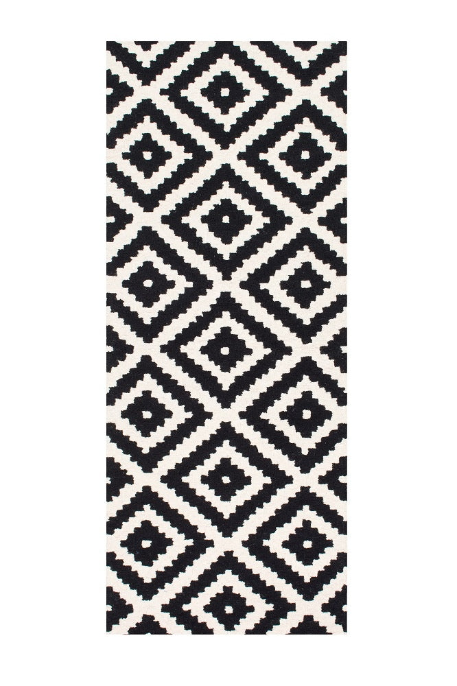 BLACK AND WHITE GEOMETRIC HAND TUFTED RUNNER CARPET