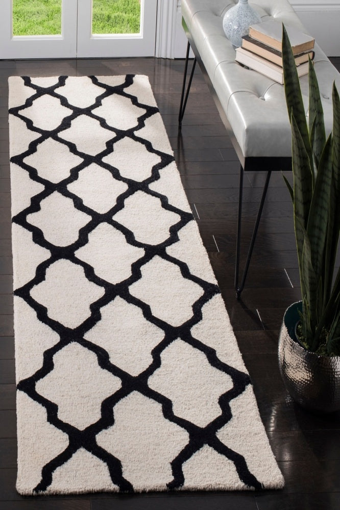 BLACK AND IVORY MOROCCAN HAND TUFTED RUNNER CARPET