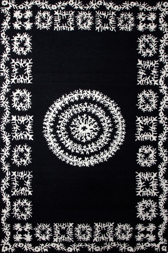 BLACK AND WHITE FLORAL HAND TUFTED CARPET