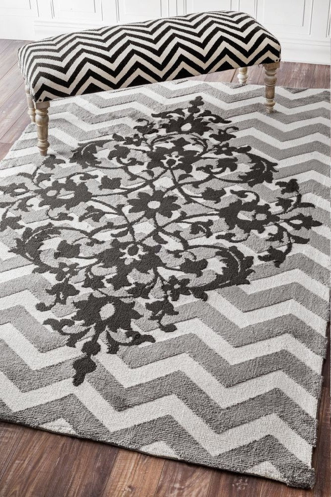 GREY AND WHITE CHEVRON HAND TUFTED CARPET