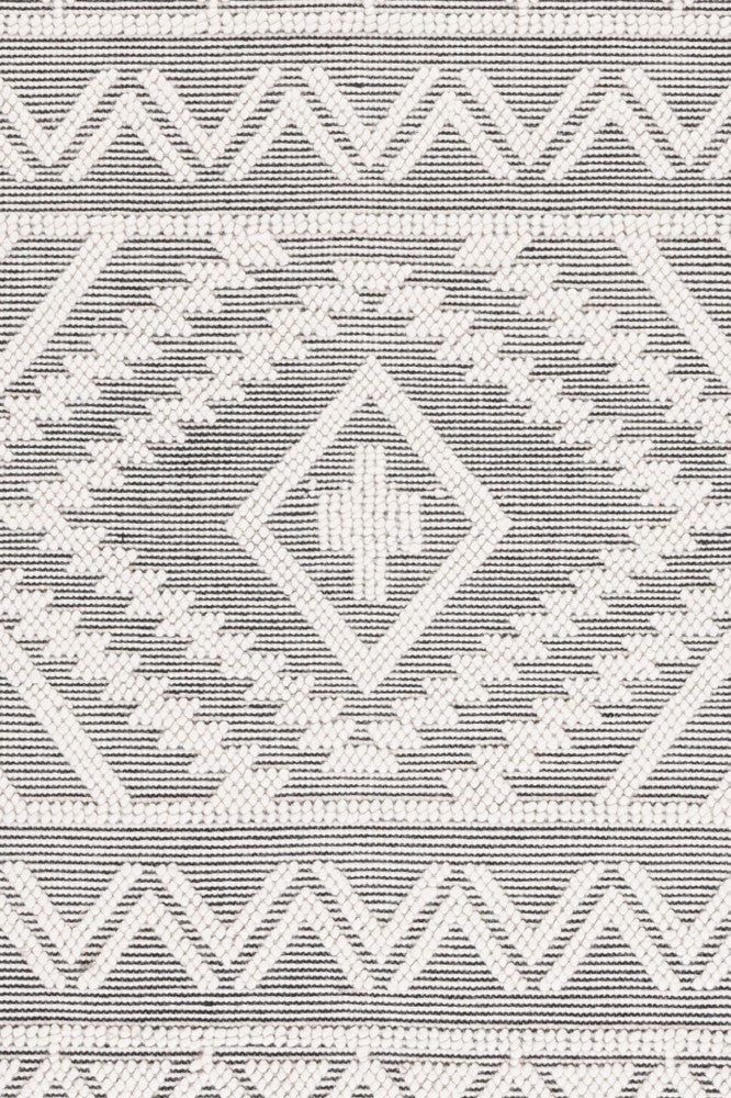 IVORY AND BLACK KILIM HAND WOVEN DHURRIE