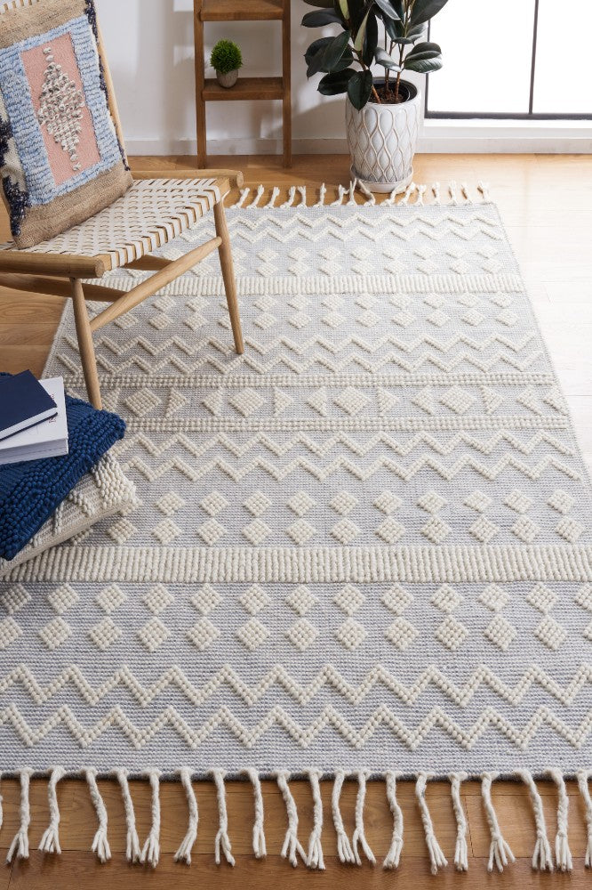 IVORY AND BLUE KILIM HAND WOVEN DHURRIE