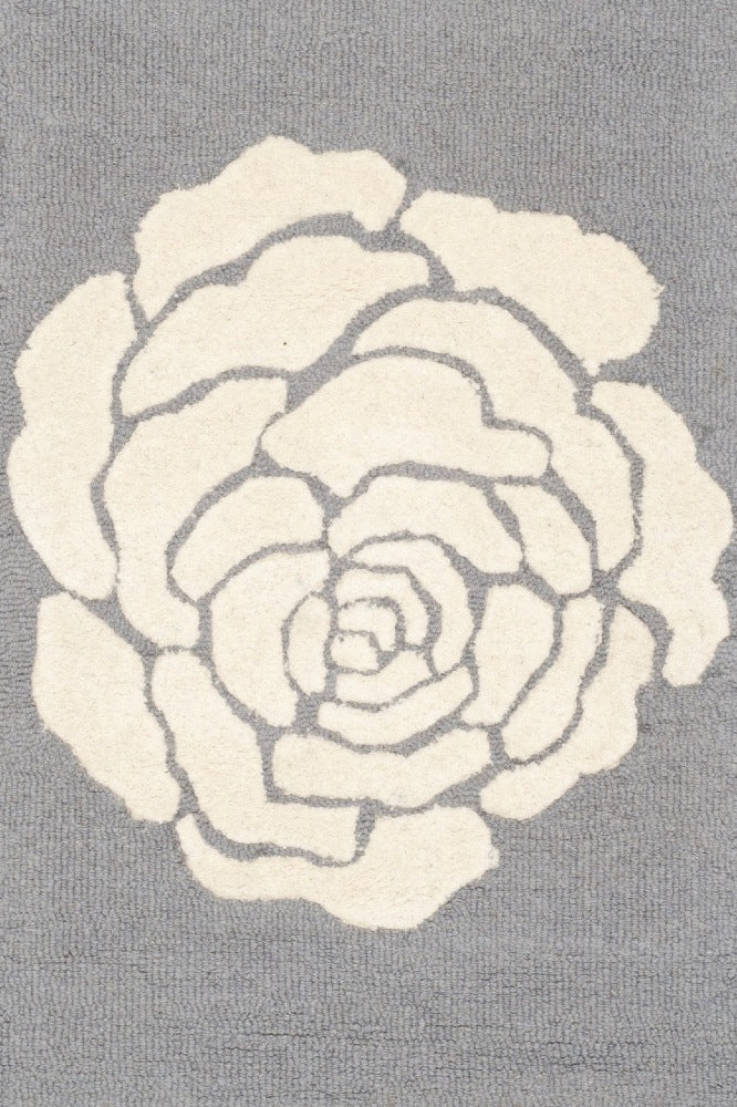 GREY FLORAL HAND TUFTED CARPET